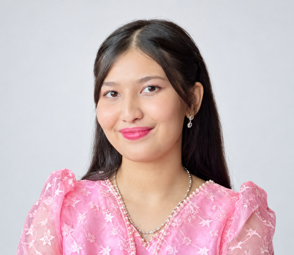 Tr Su Phyu Sin @ Sue
